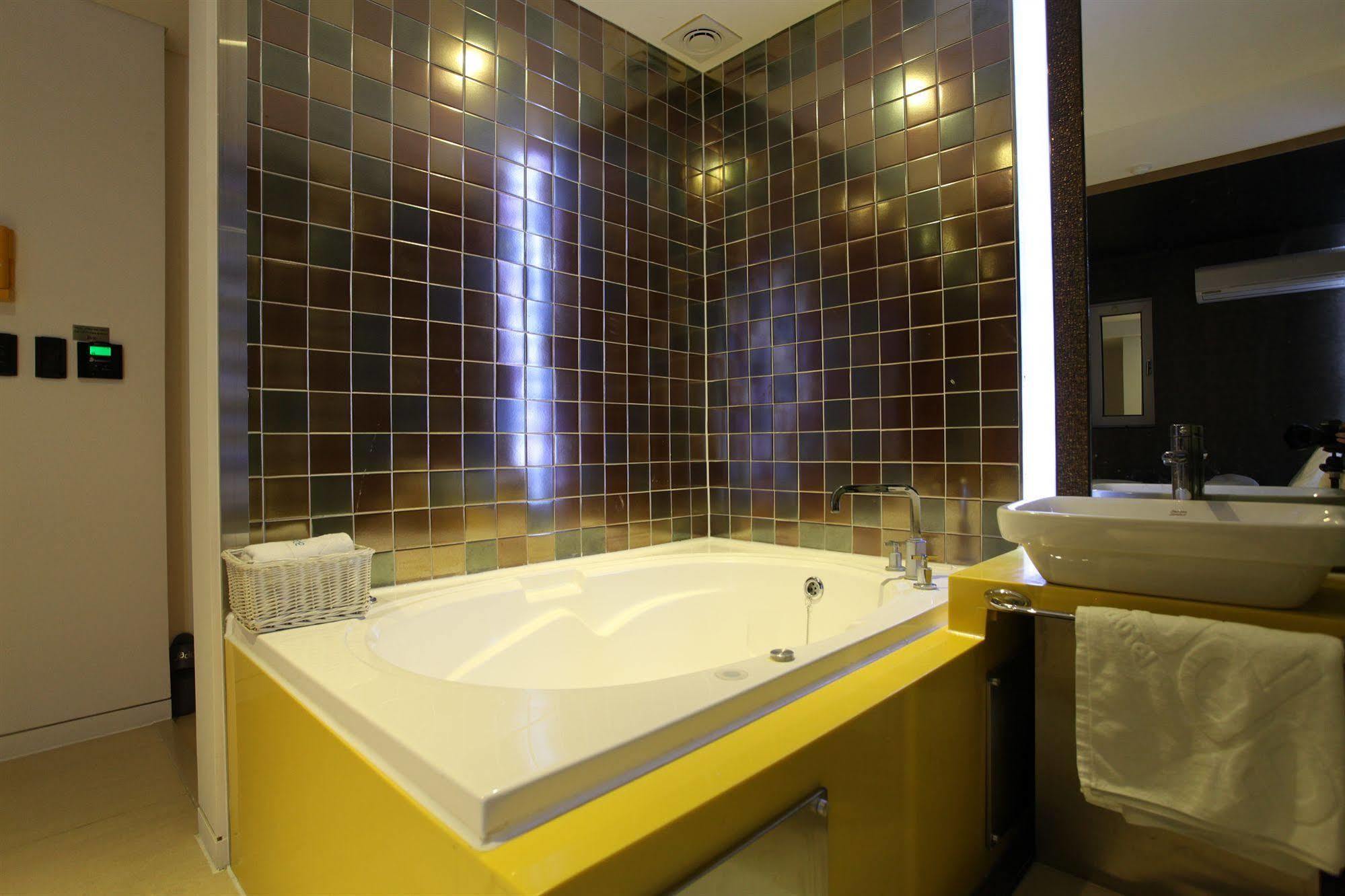 Hotel Jade Szöul Kültér fotó